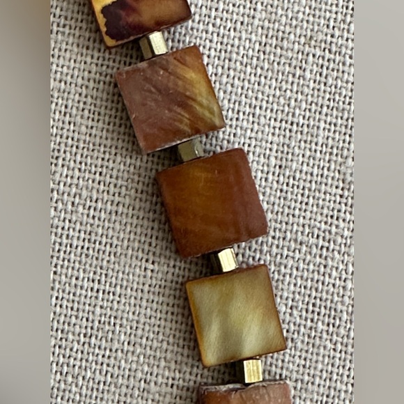 16 inch Mother of Pearl Choker necklace NWOT - Picture 9 of 13